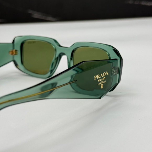 NEW SPR 17W 11R10E PRADA SQUARE PR 17WS 11R10E GREEN PR17WS WOMEN SUNGLASSES - Picture 10 of 14